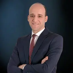أحمد مصطفي