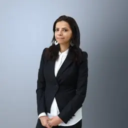 دينا عبد المنعم