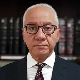 حاتم بدر