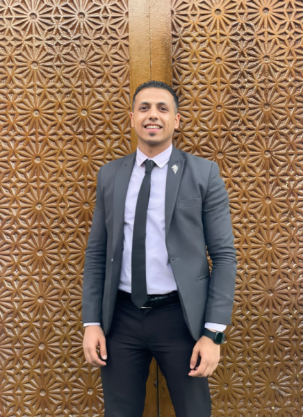 الأستاذ محمد وليد